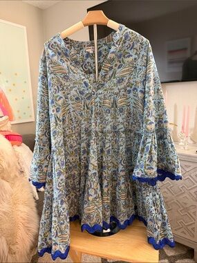 Juliet Dunn Blue Floral V-Neck Tunic